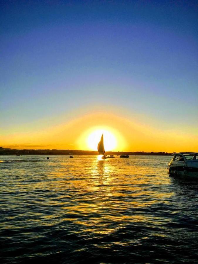 Lake Side Reformado Lago Paranoa Brasilia Df Kültér fotó
